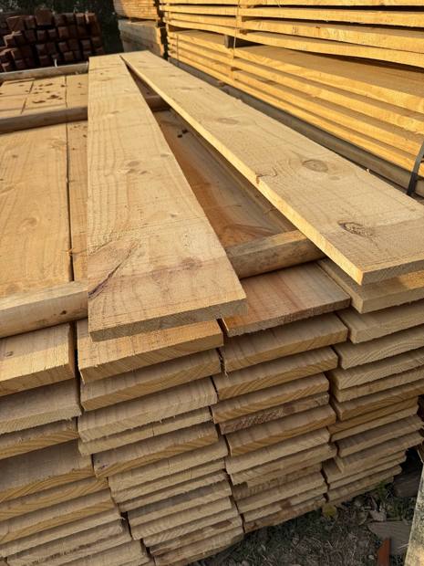 Tablas 20cm x 3.05mt (1x8x3.05mt) en Córdoba - Luponio Maderas